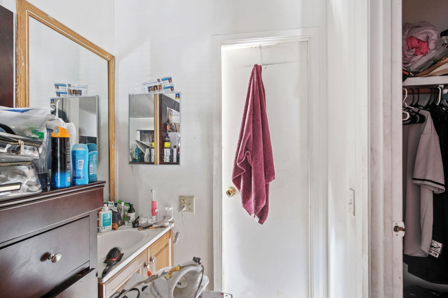 402 Maple St, Modesto, CA 95351