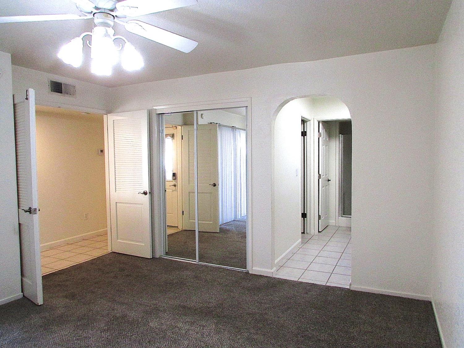 1855 Scenic Dr #F, Modesto, CA 95355