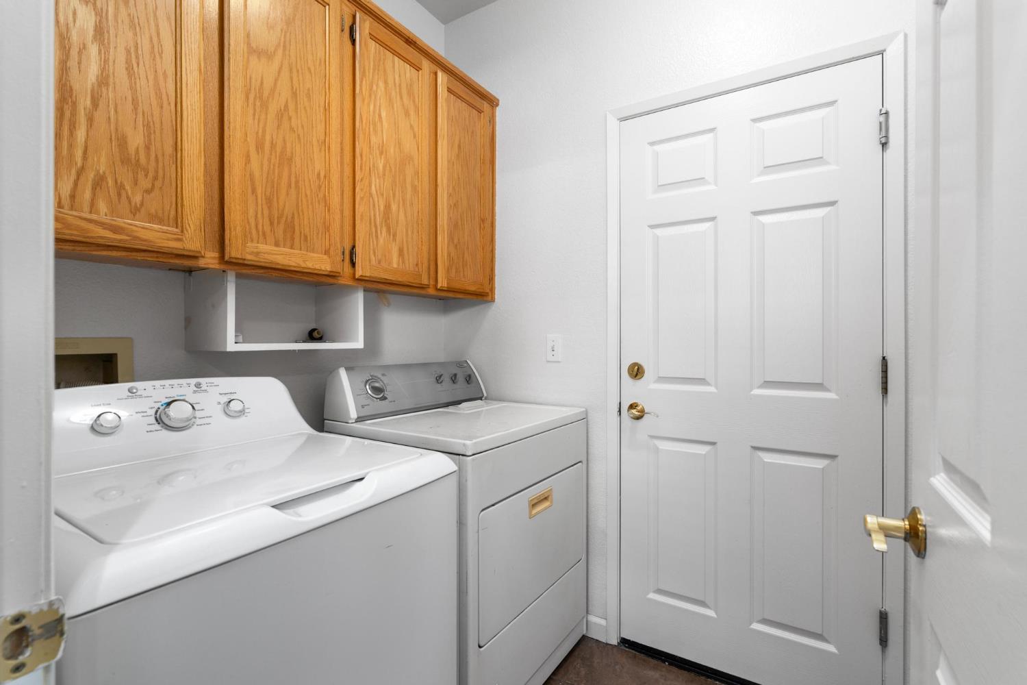 1833 Rail St, Manteca, CA 95337