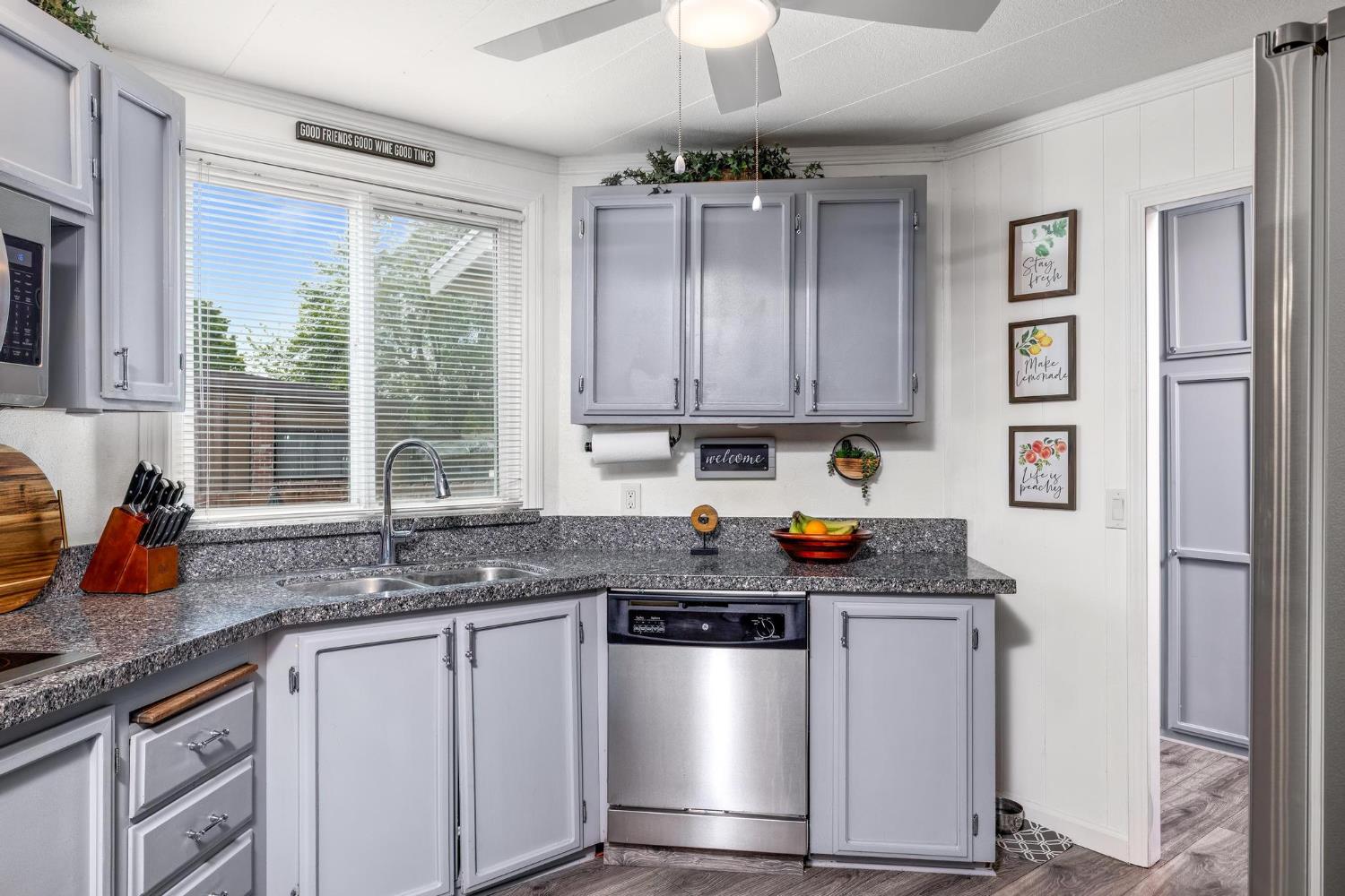 4399 APLICELLA #59, Manteca, CA 95337