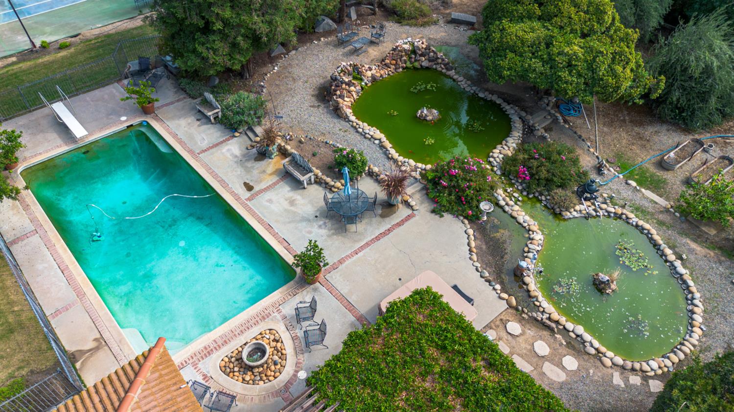 10464 E Herndon Ave, Clovis, CA 93619