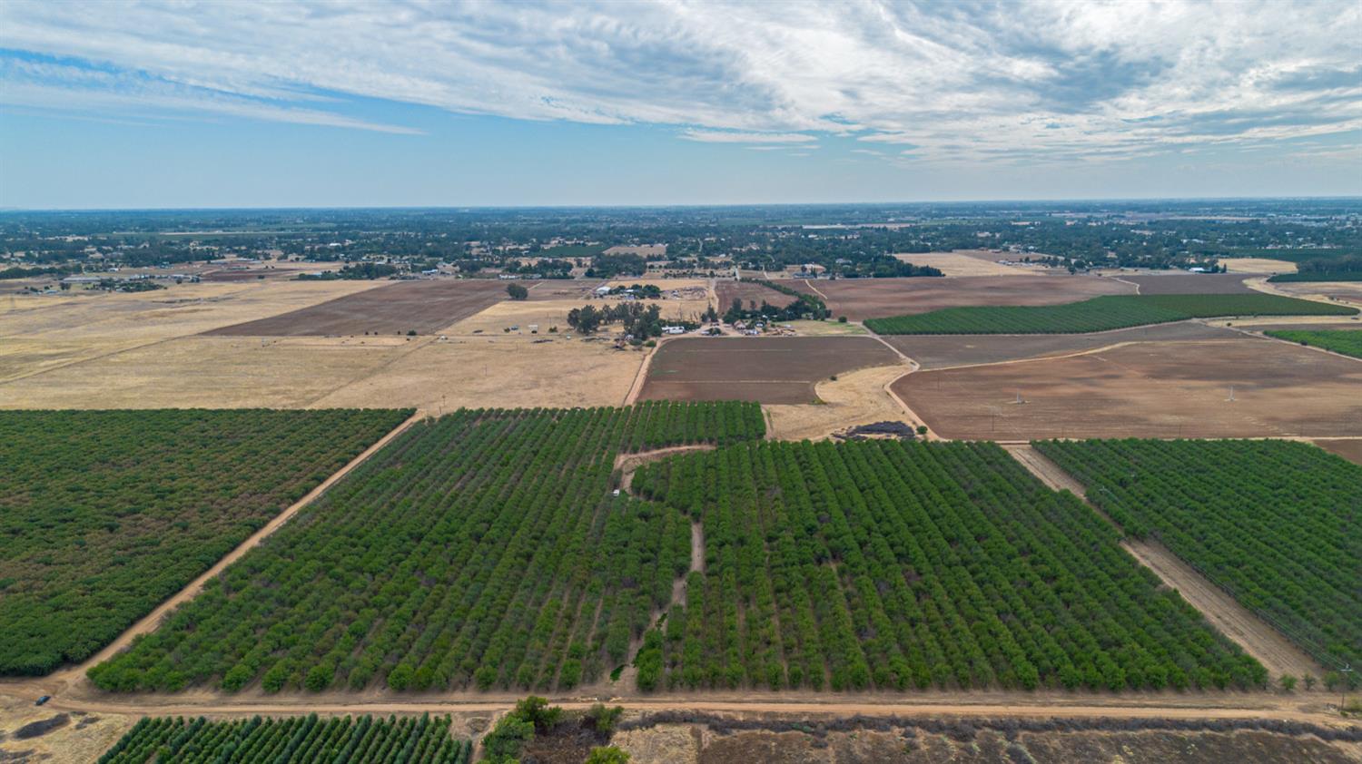 10464 E Herndon Ave, Clovis, CA 93619