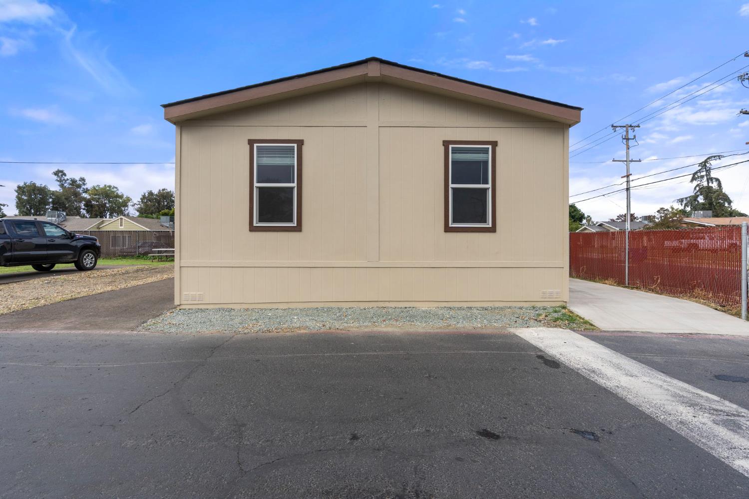 2355 Atwater Blvd #28, Atwater, CA 95301