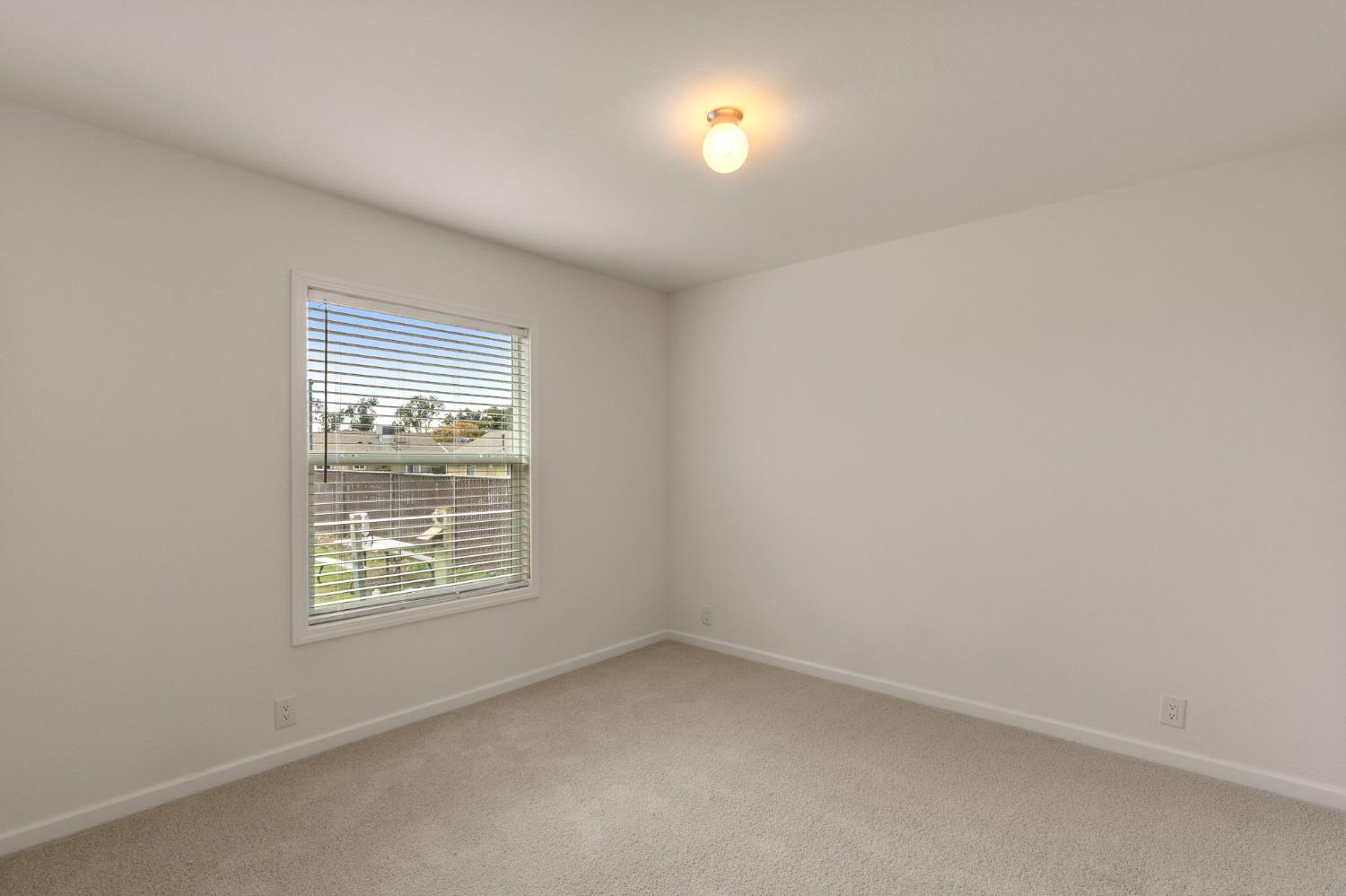 2355 Atwater Blvd #28, Atwater, CA 95301