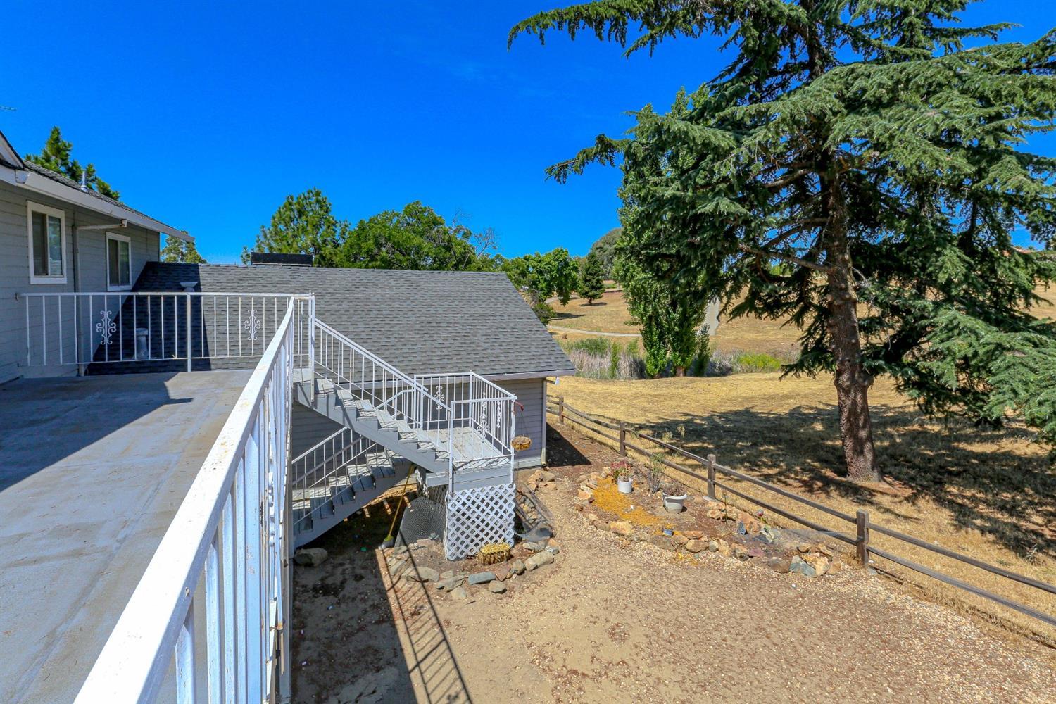 2329 Ranchito Dr, La Grange, CA 95329