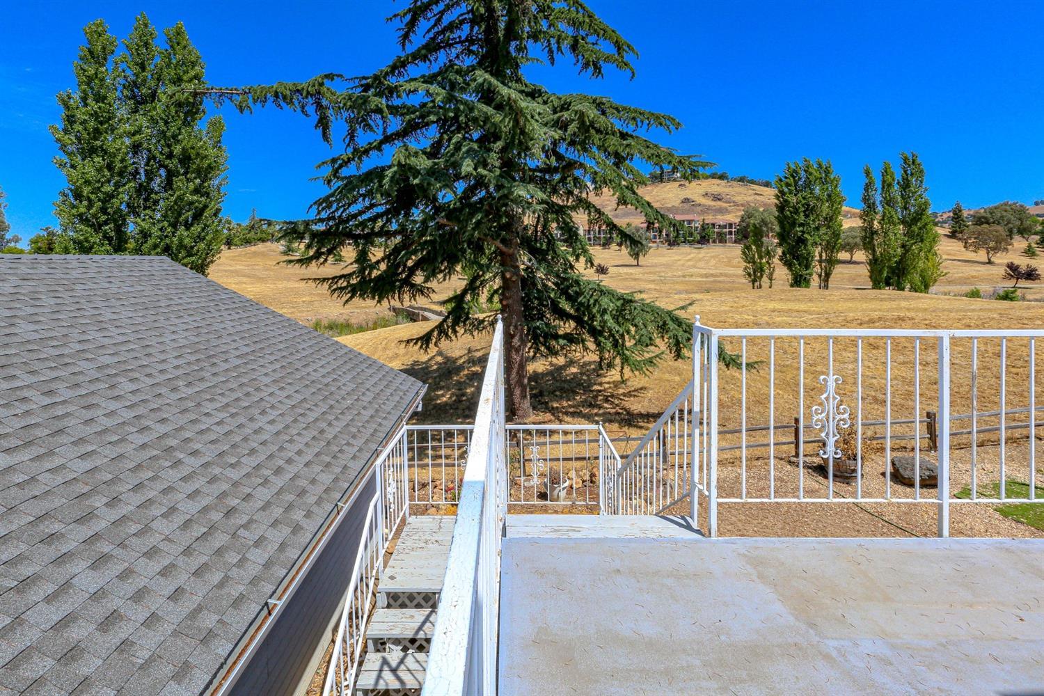 2329 Ranchito Dr, La Grange, CA 95329