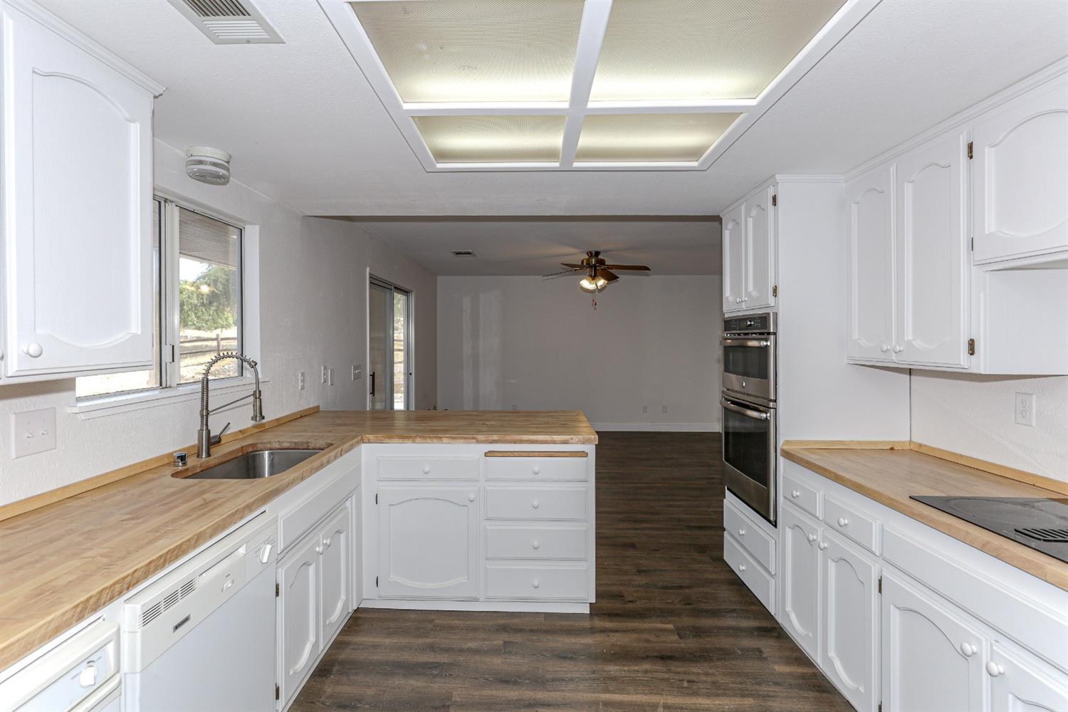 2329 Ranchito Dr, La Grange, CA 95329