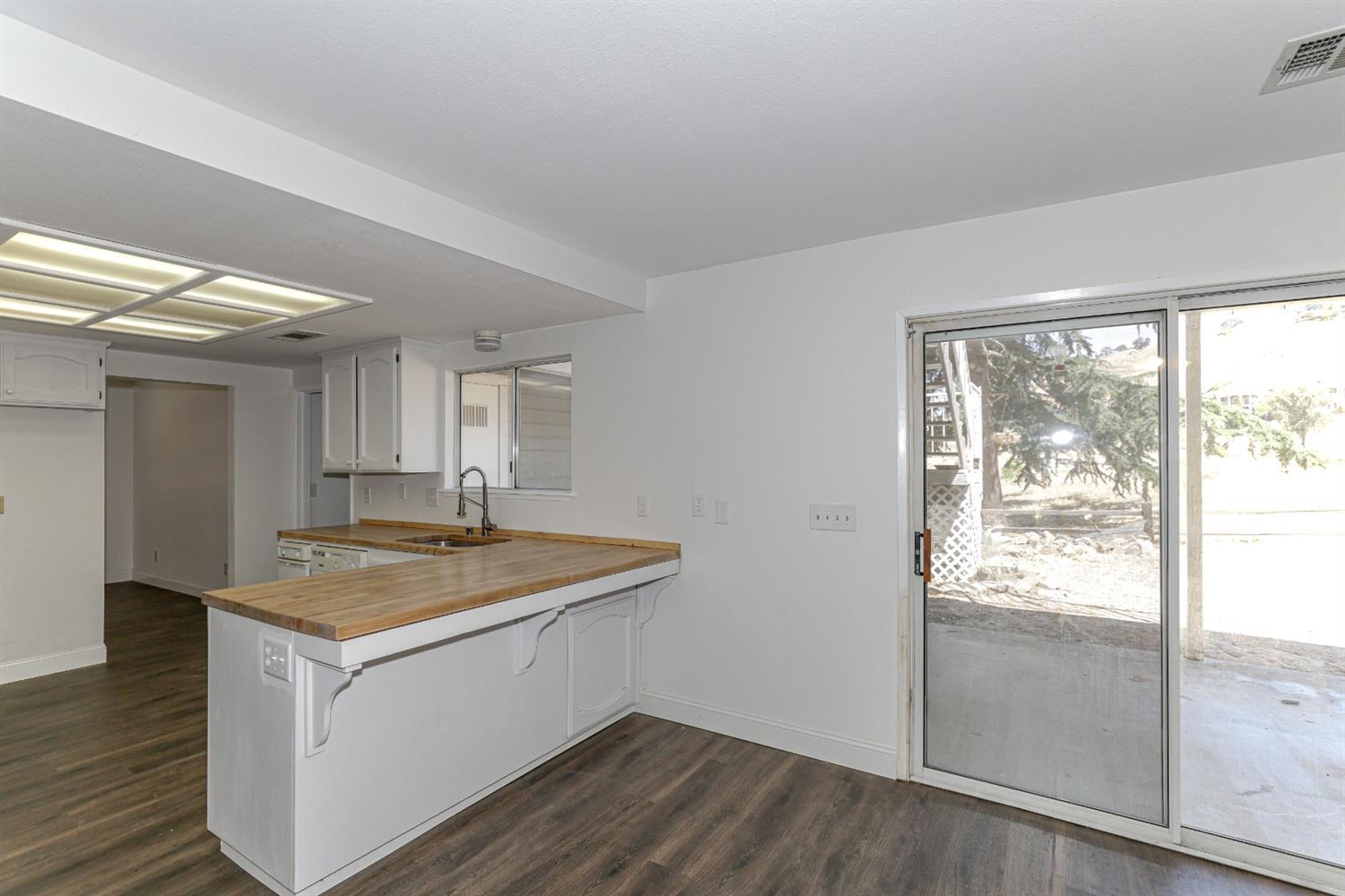 2329 Ranchito Dr, La Grange, CA 95329