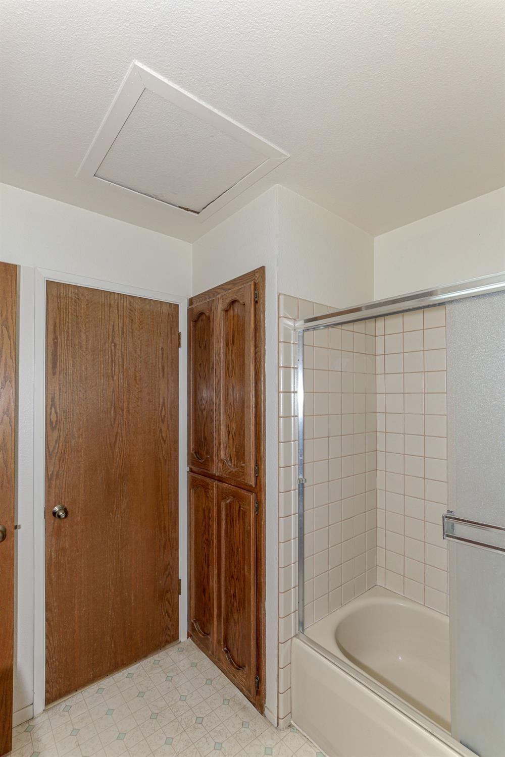 2329 Ranchito Dr, La Grange, CA 95329