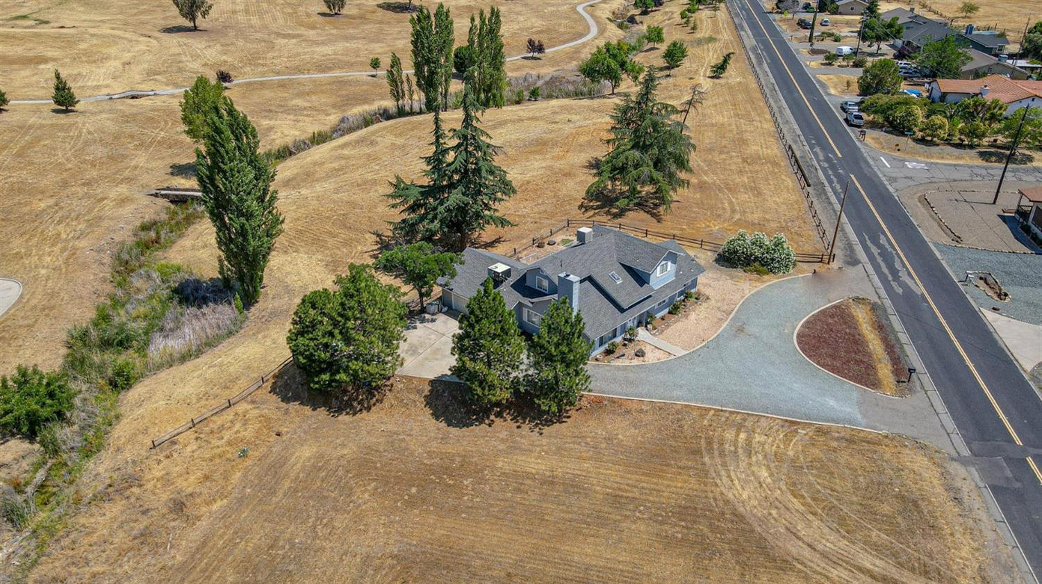 2329 Ranchito Dr, La Grange, CA 95329