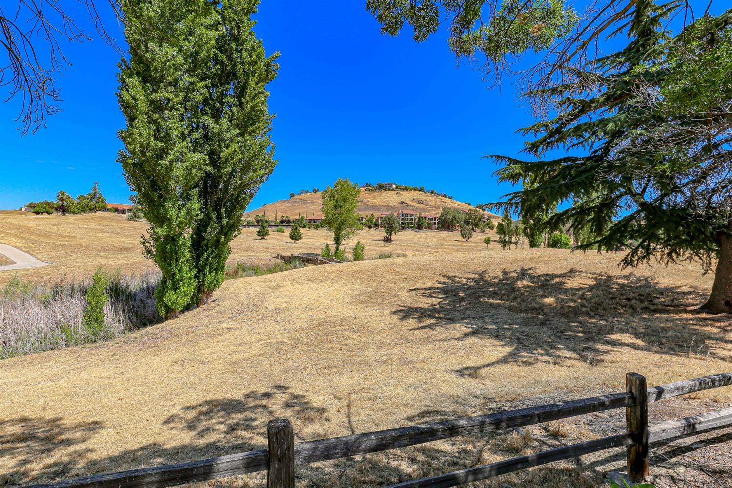 2329 Ranchito Dr, La Grange, CA 95329