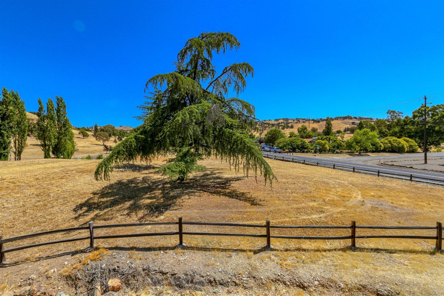 2329 Ranchito Dr, La Grange, CA 95329