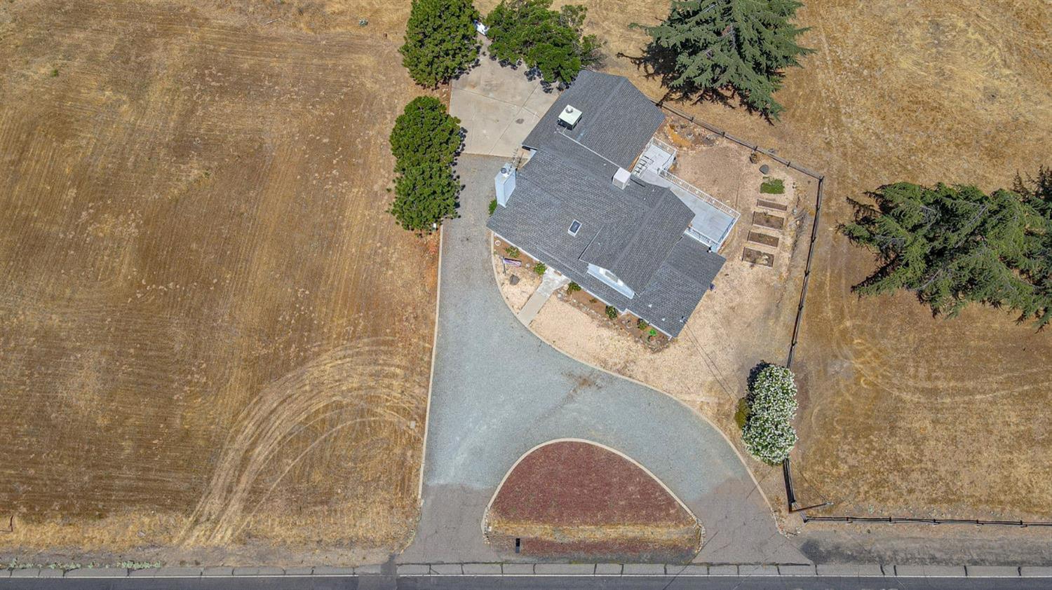 2329 Ranchito Dr, La Grange, CA 95329