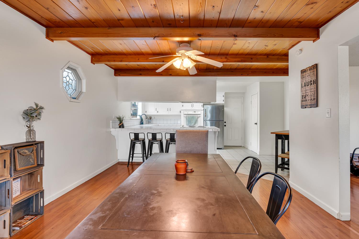 1062 Madison Ave, Los Banos, CA 93635