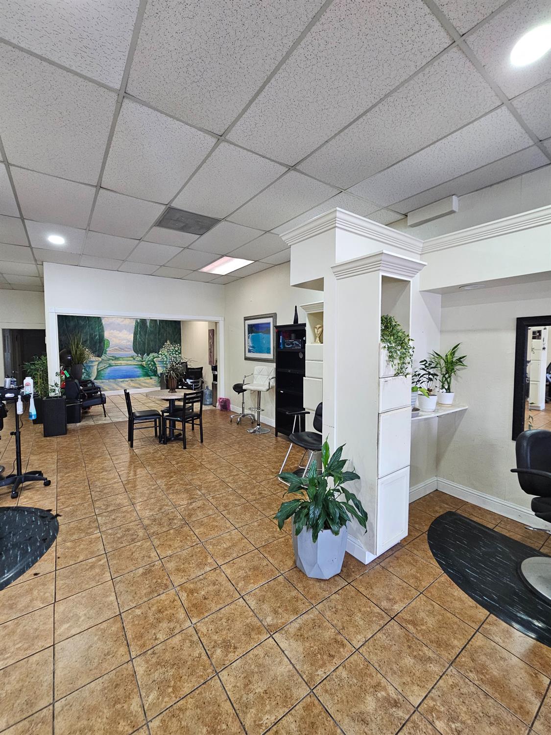 229 E St, Waterford, CA 95386