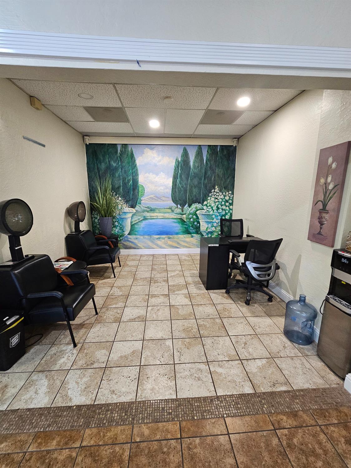 229 E St, Waterford, CA 95386