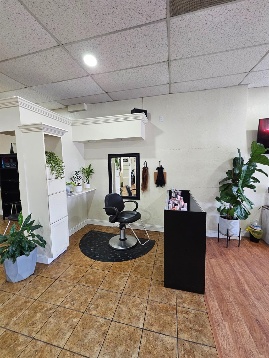 229 E St, Waterford, CA 95386