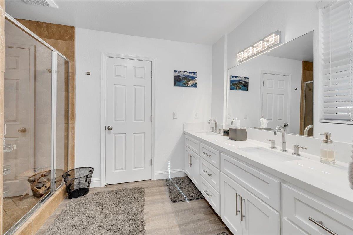 816 Foothill Rd #2, Copperopolis, CA 95228