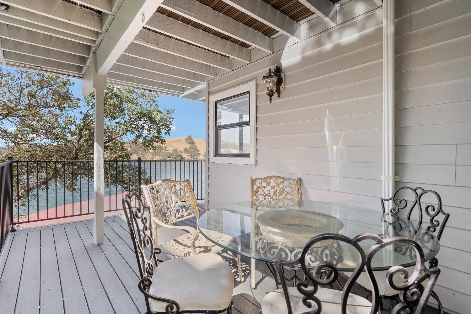 816 Foothill Rd #2, Copperopolis, CA 95228