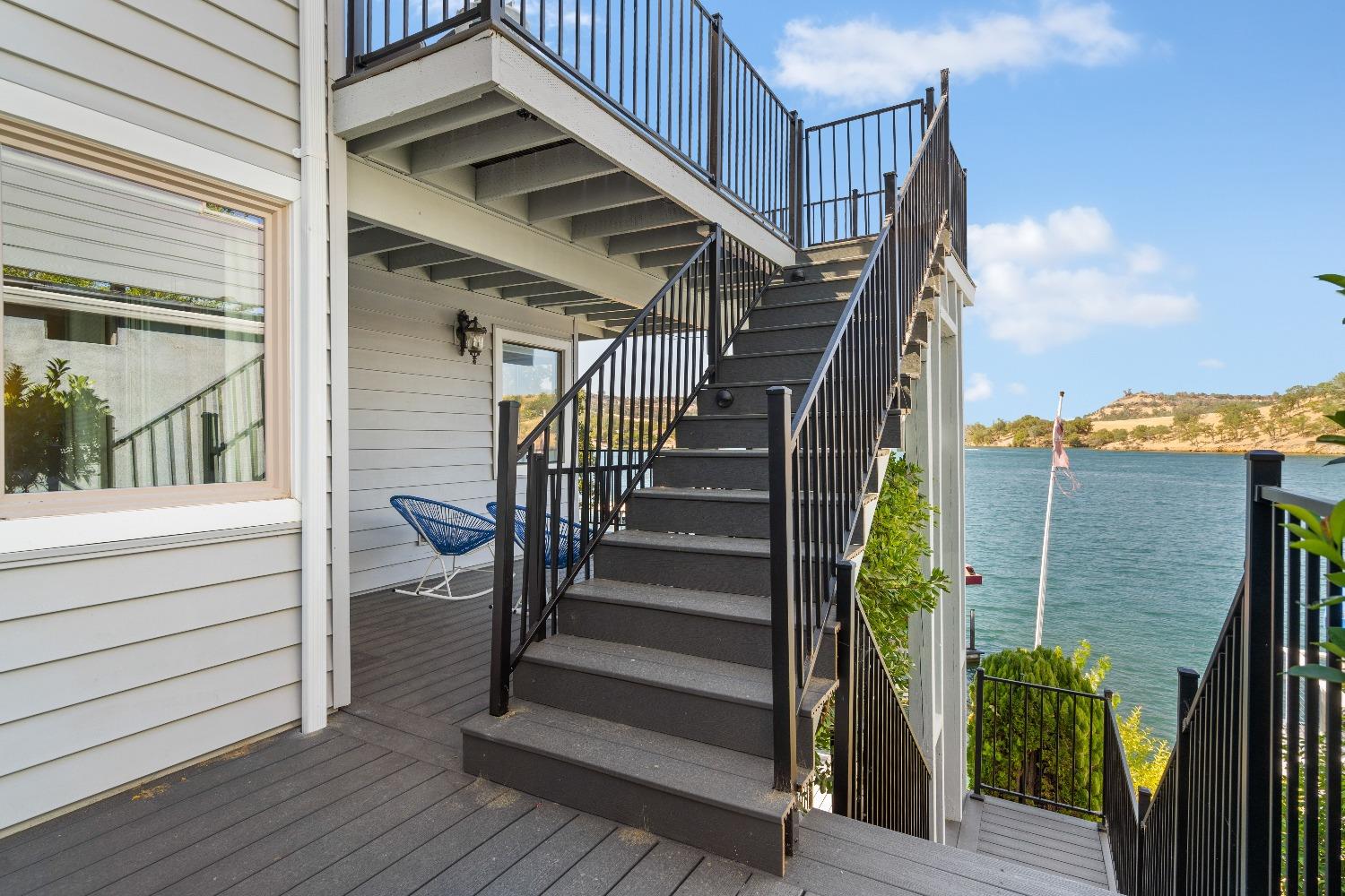 816 Foothill Rd #2, Copperopolis, CA 95228