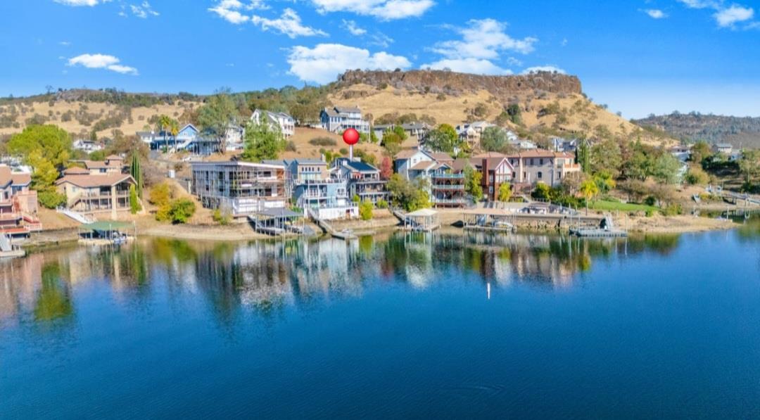 816 Foothill Rd #2, Copperopolis, CA 95228