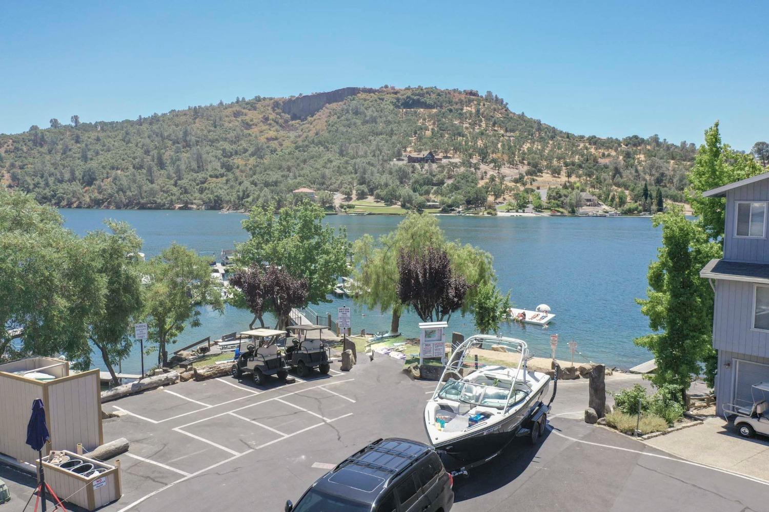 816 Foothill Rd #2, Copperopolis, CA 95228