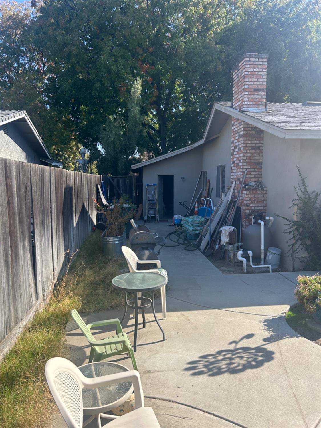 1229 Eastridge Dr, Modesto, CA 95355