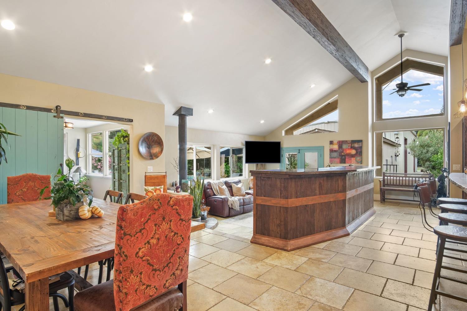 2200 E Tuolumne Rd, Turlock, CA 95382