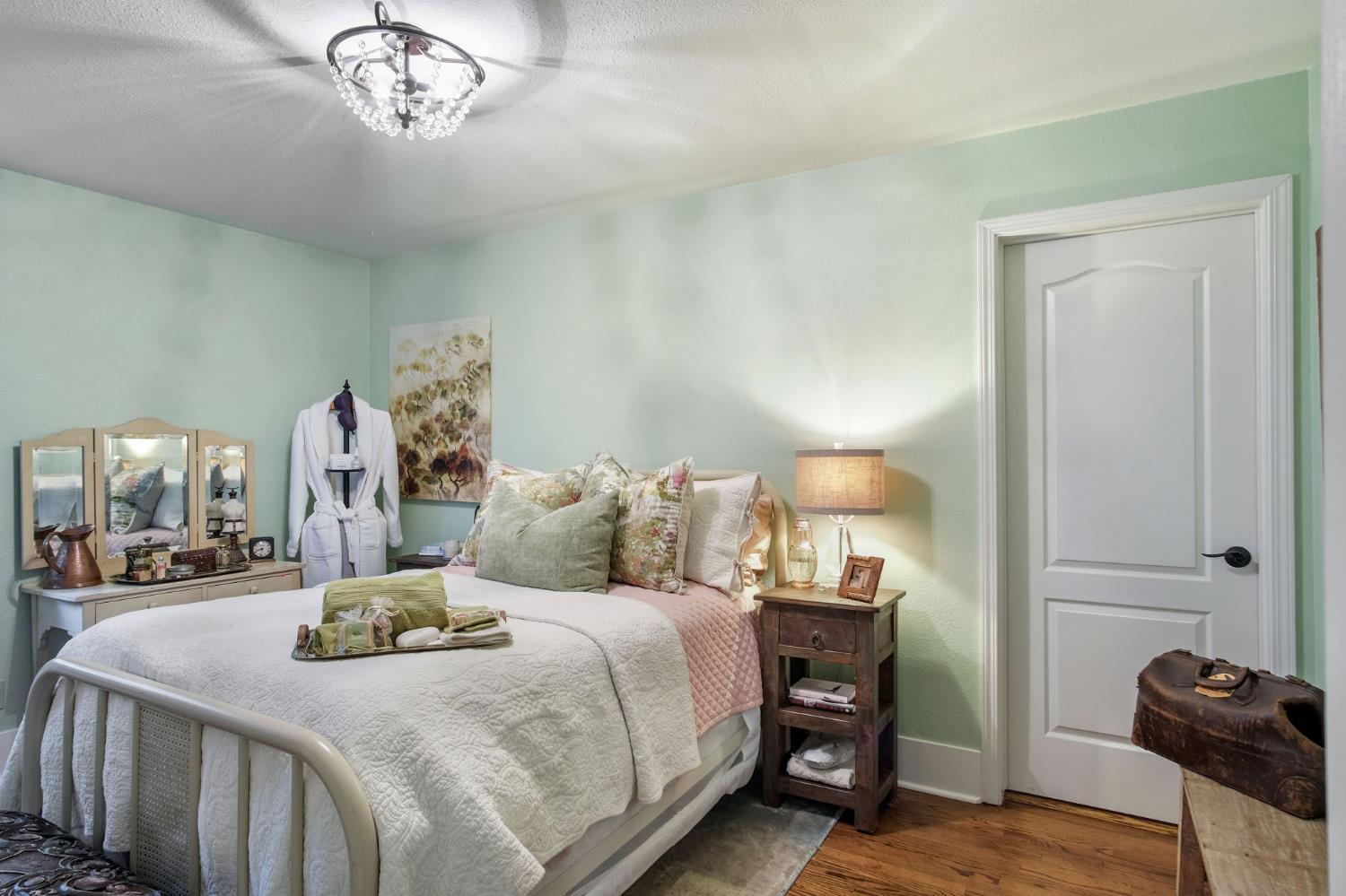 2200 E Tuolumne Rd, Turlock, CA 95382