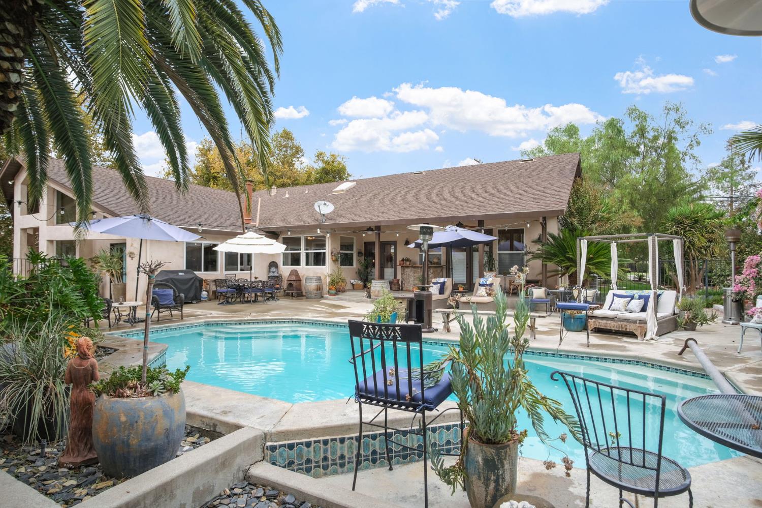 2200 E Tuolumne Rd, Turlock, CA 95382