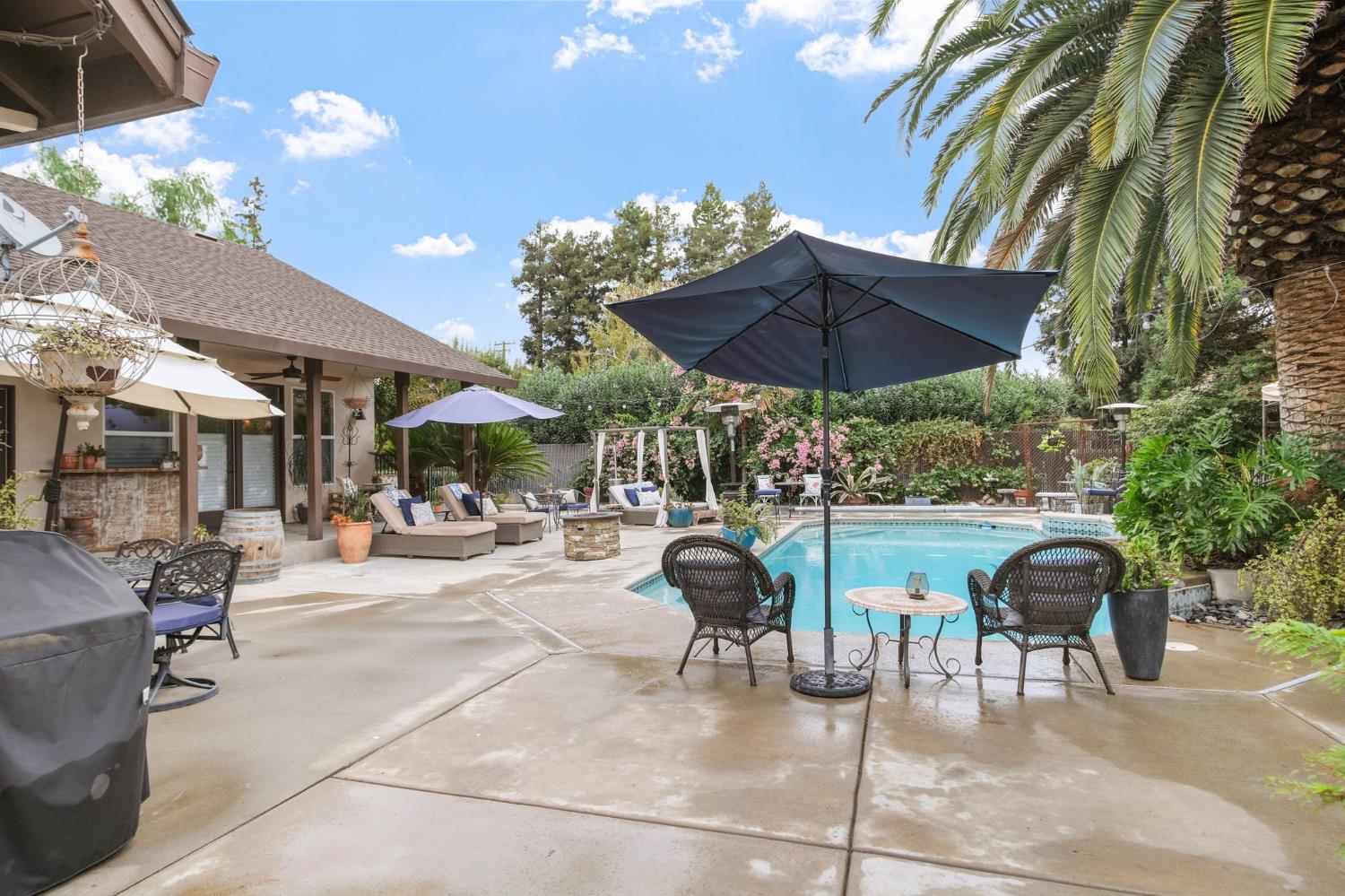 2200 E Tuolumne Rd, Turlock, CA 95382