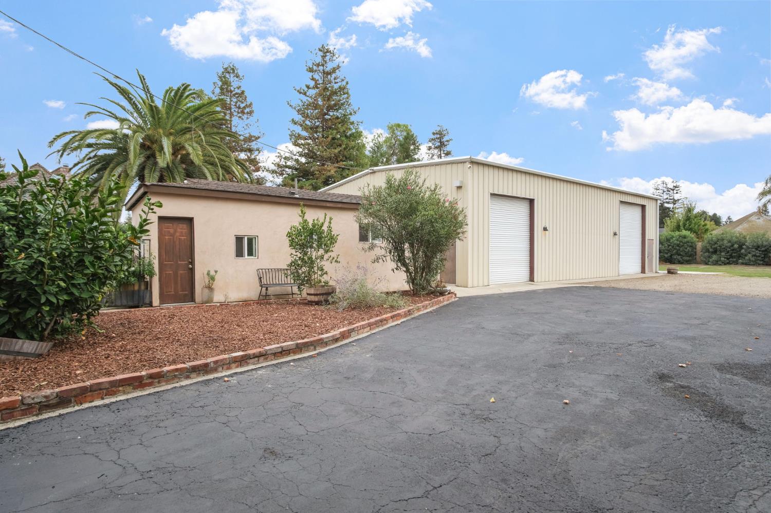 2200 E Tuolumne Rd, Turlock, CA 95382