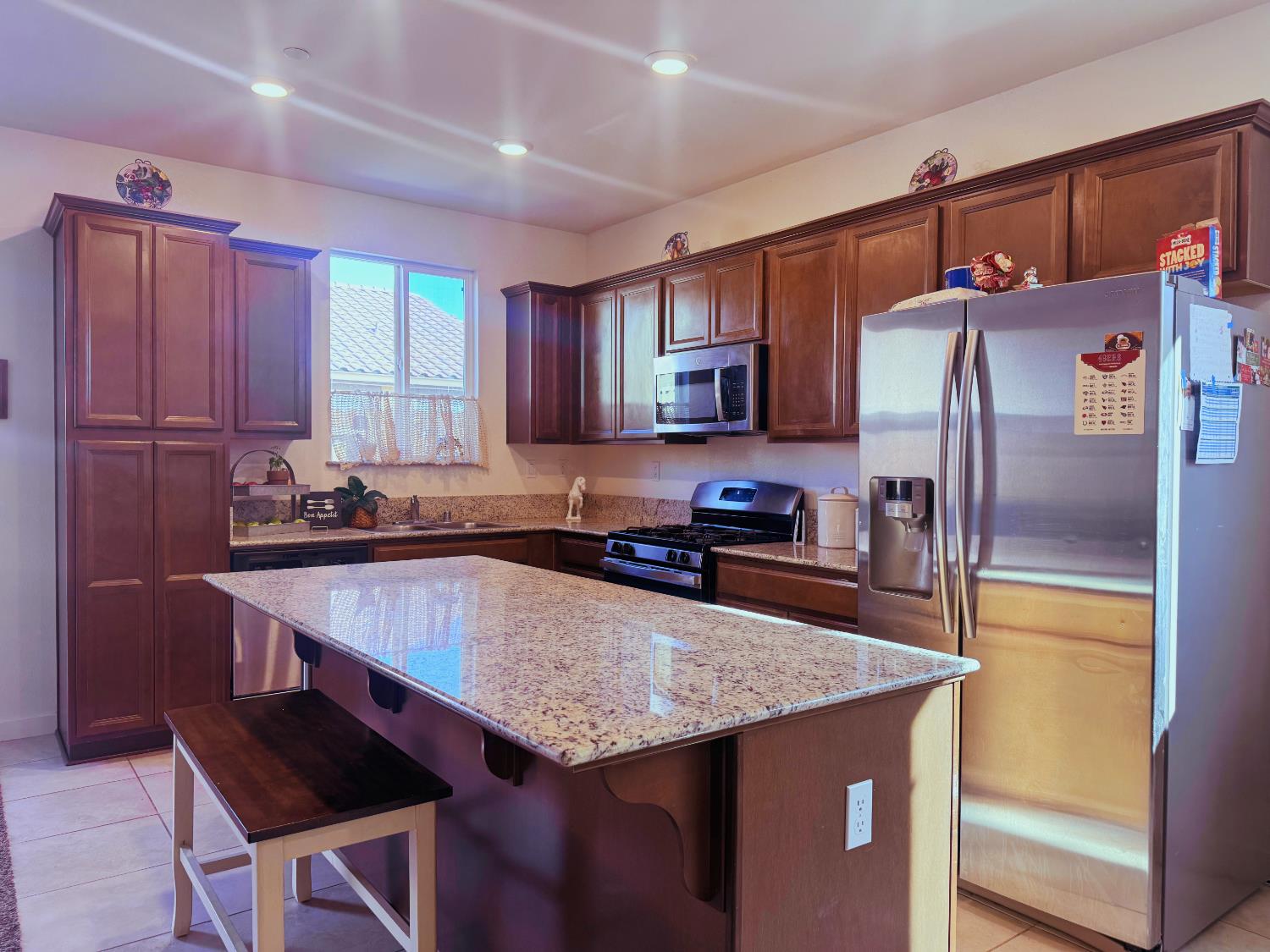 2013 Marciochi Ct, Los Banos, CA 93635