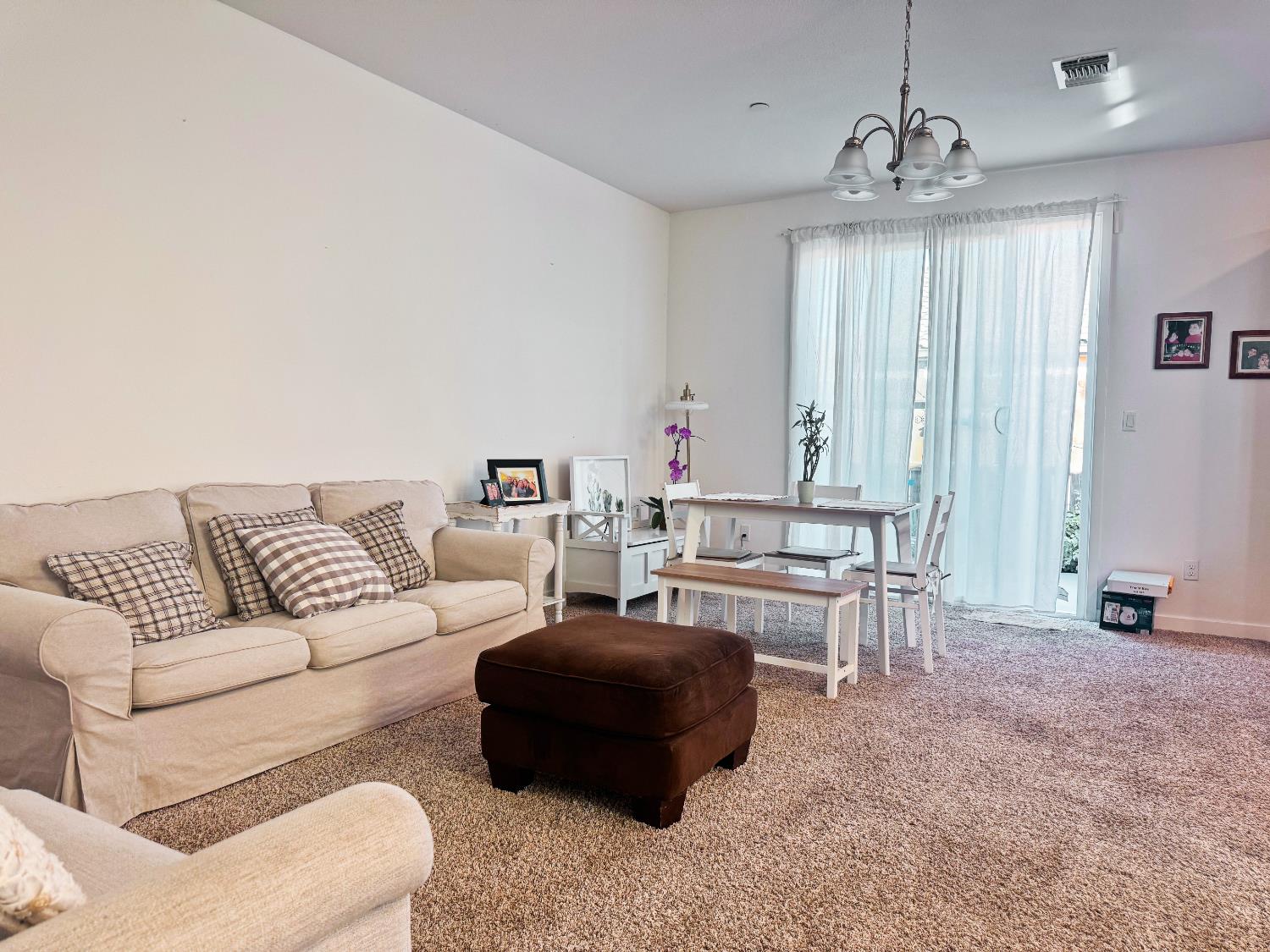 2013 Marciochi Ct, Los Banos, CA 93635