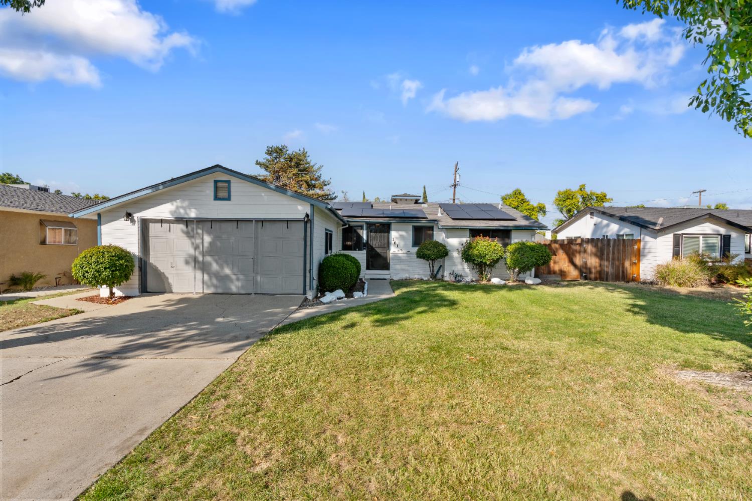 161 Ribier Ave, Modesto, CA 95350