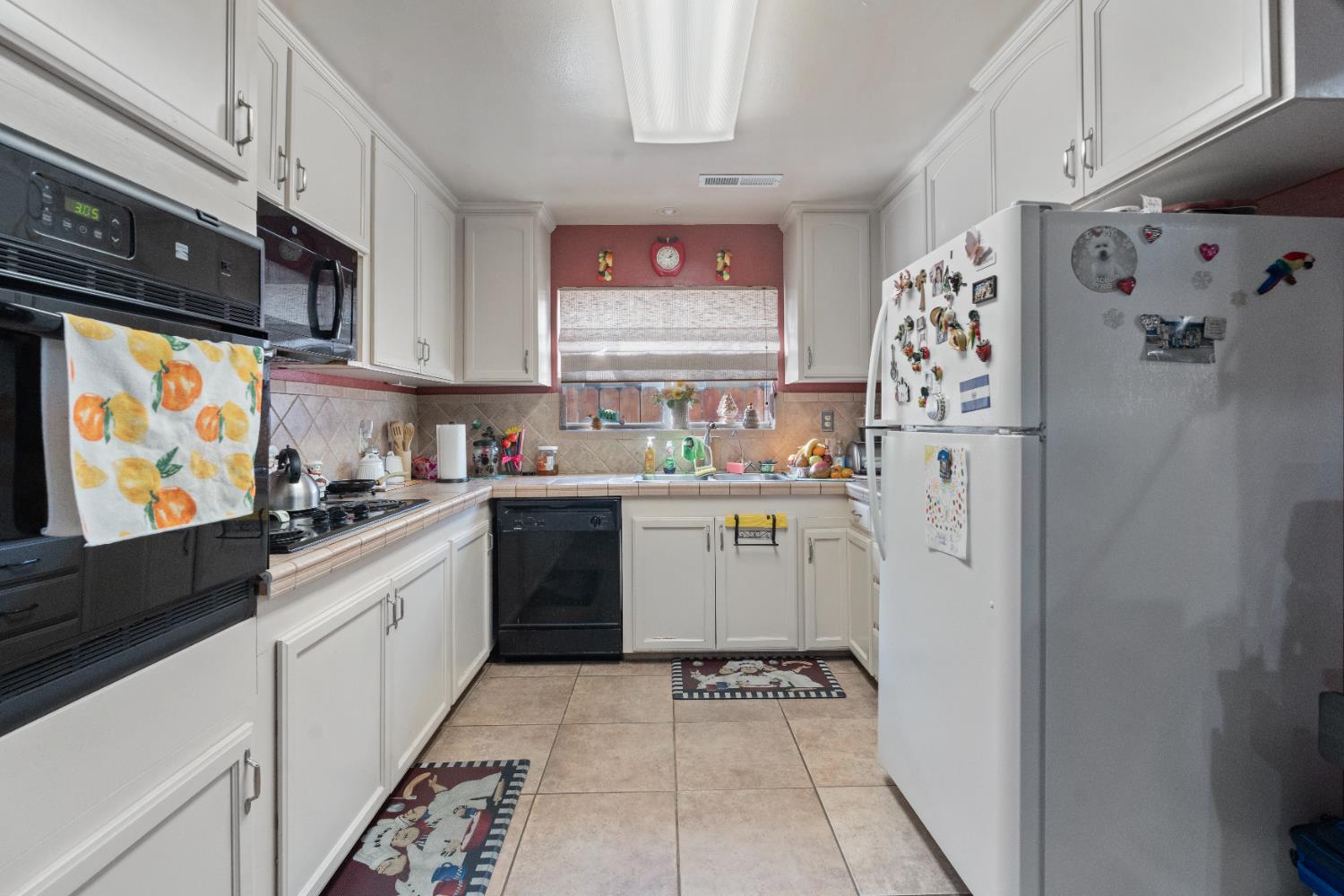 161 Ribier Ave, Modesto, CA 95350