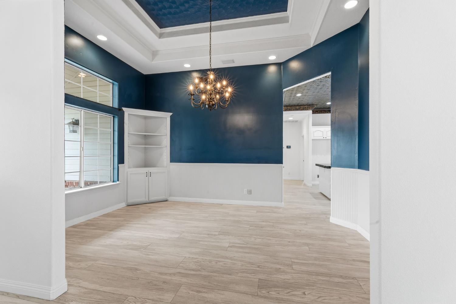 602 Fallbrook Ave, Clovis, CA 93611