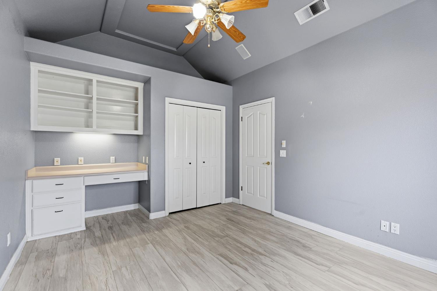 602 Fallbrook Ave, Clovis, CA 93611