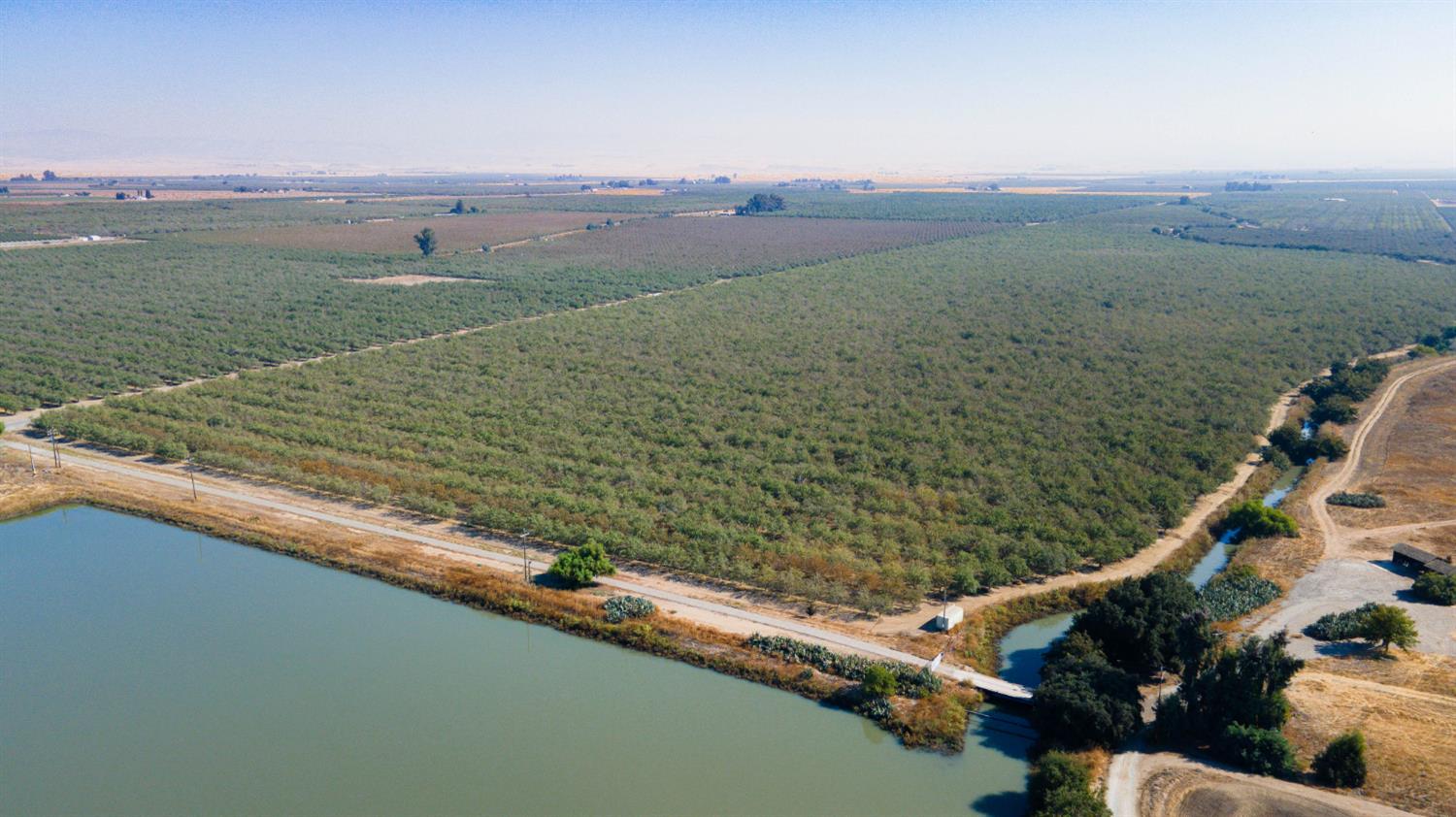 13699 E Buchanan Hollow Rd, Le Grand, CA 95333