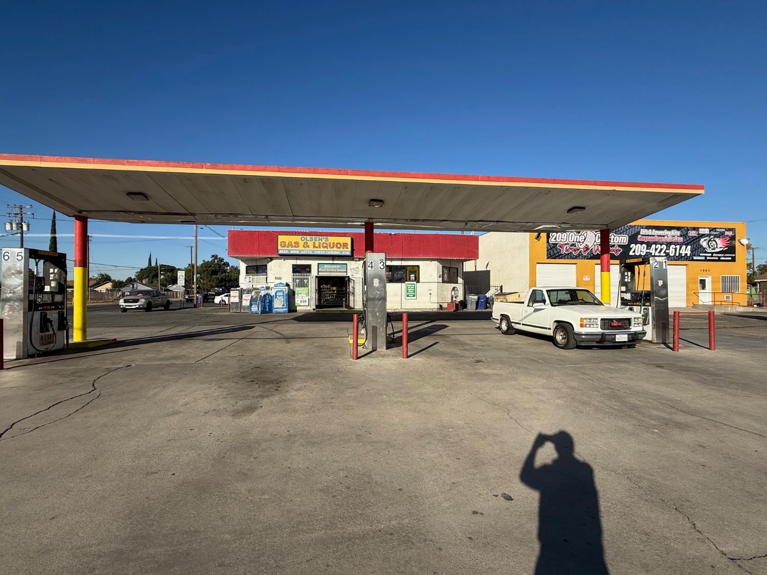 1541 Crows Landing Rd, Modesto, CA 95358