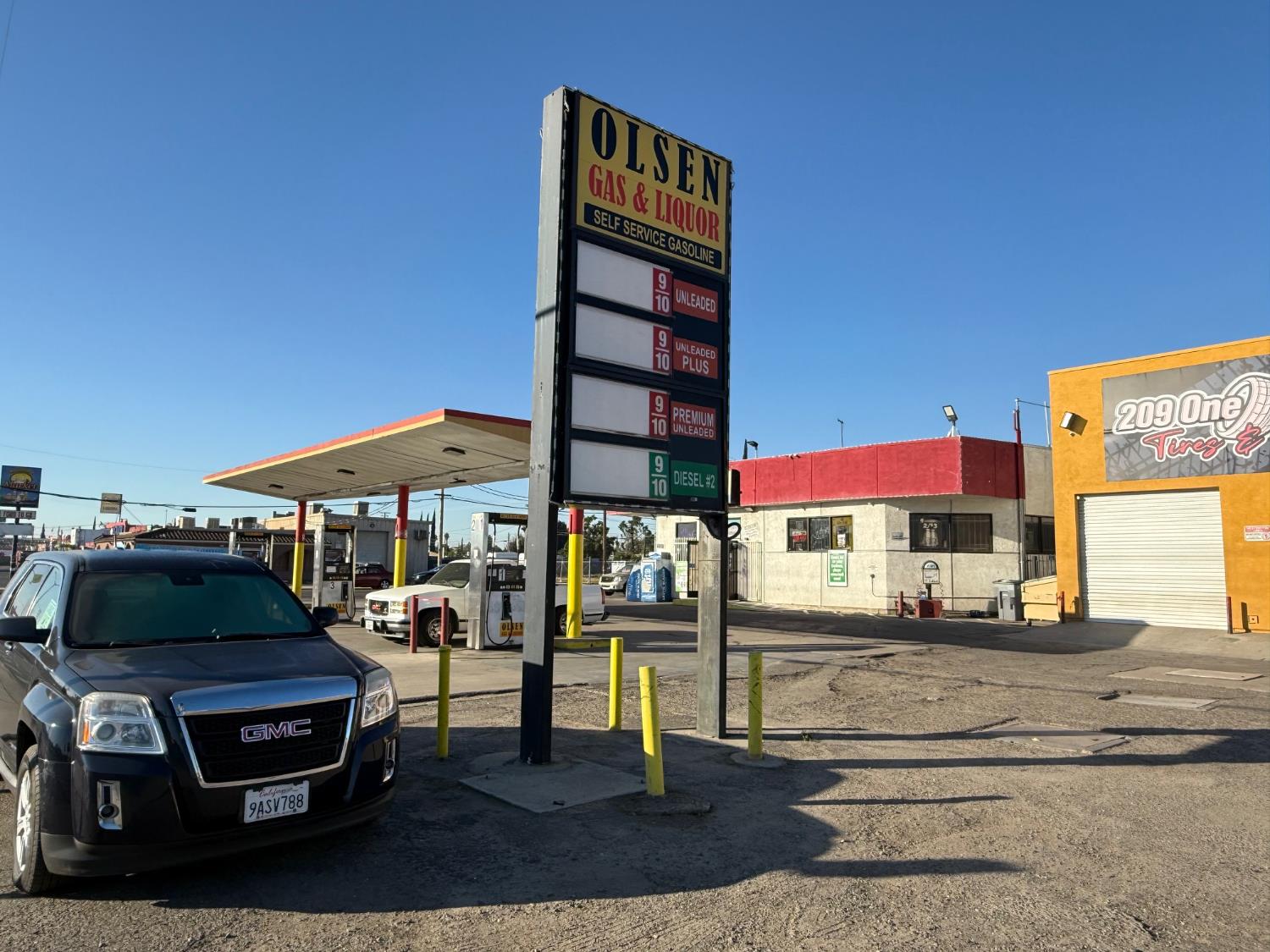 1541 Crows Landing Rd, Modesto, CA 95358