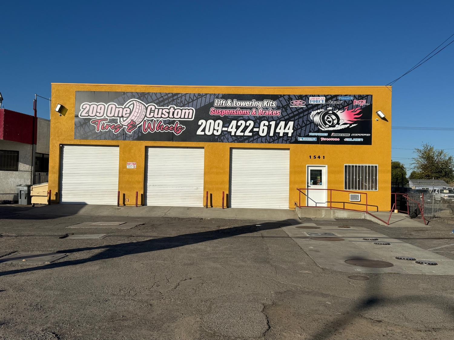 1541 Crows Landing Rd, Modesto, CA 95358