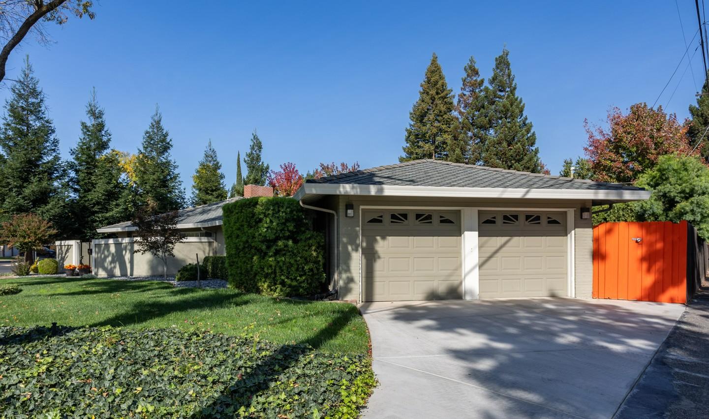 1045 Princeton Ave, Modesto, CA 95350