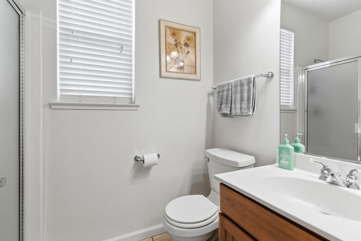 1806 W Ripon Rd, Ripon, CA 95366