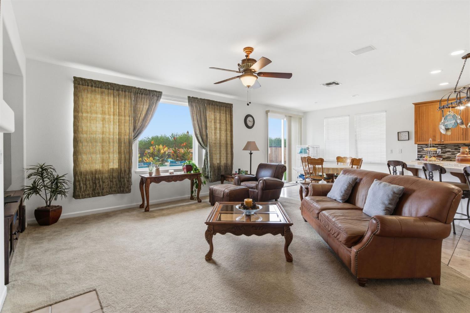 1806 W Ripon Rd, Ripon, CA 95366