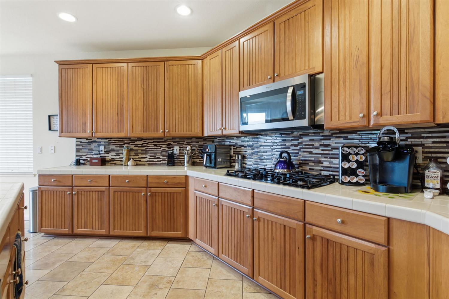 1806 W Ripon Rd, Ripon, CA 95366