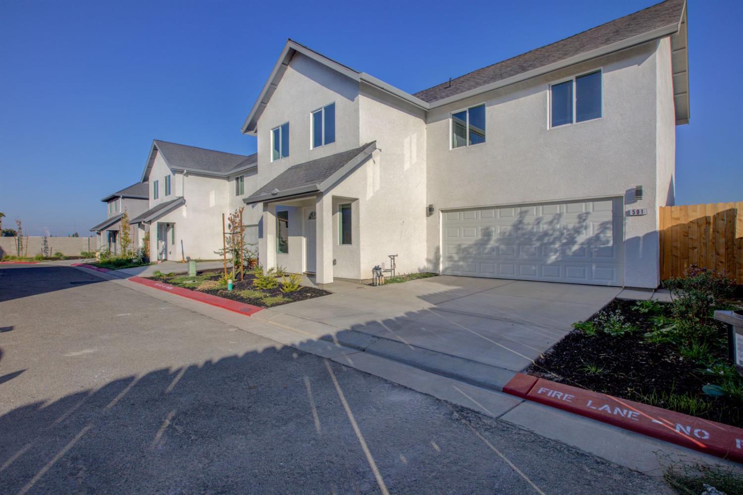 501 Jason Dr, Turlock, CA 95380