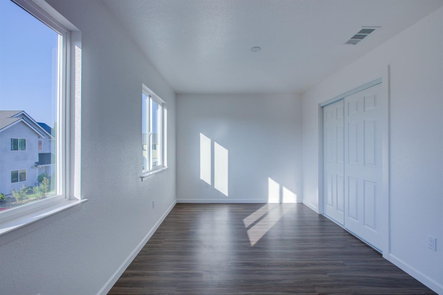 501 Jason Dr, Turlock, CA 95380