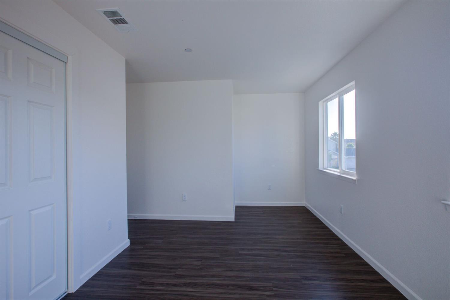 501 Jason Dr, Turlock, CA 95380