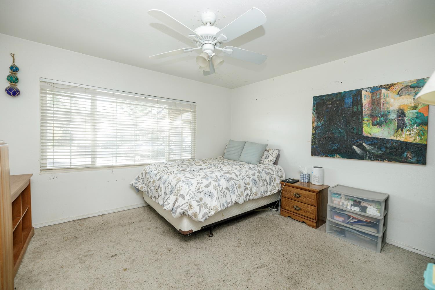 1317 Oakwood Dr, Modesto, CA 95350